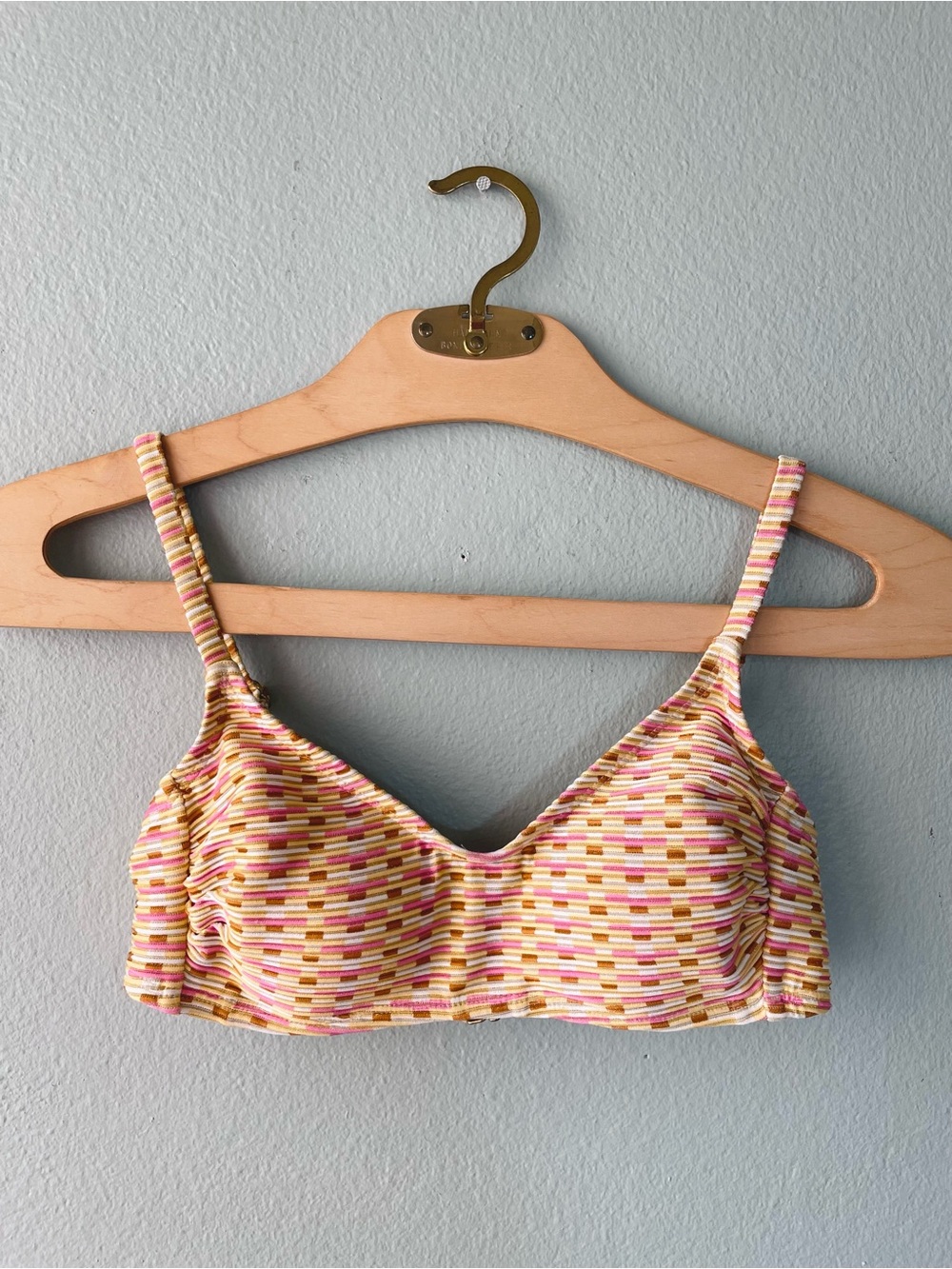 ♦️5/$15♦️Kona Sol | Pink Yellow Orange Textured Bikini Top